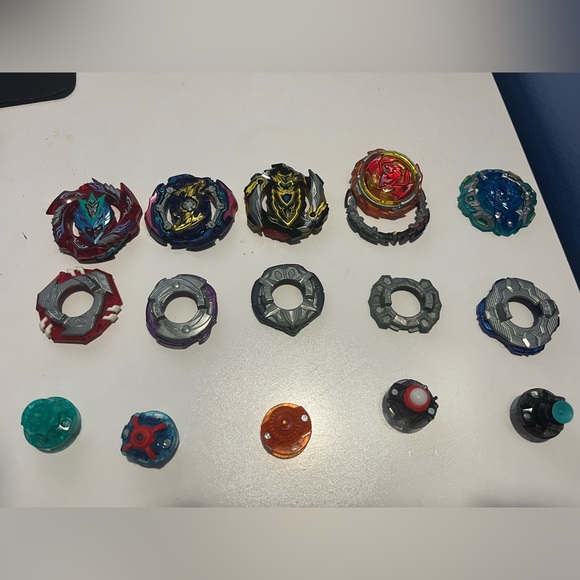 beyblade burst pro series - Picture 2 of 2